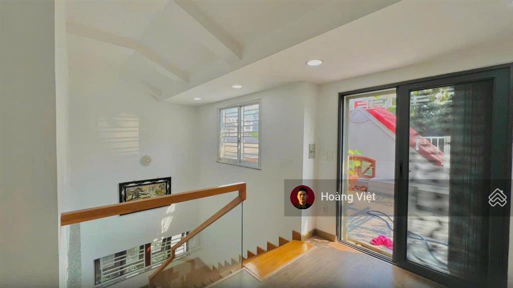 Saigon luxury  cho thuê villa thảo điền 300m2, trệt 3 lầu, 4pn, giá thuê 113tr/tháng