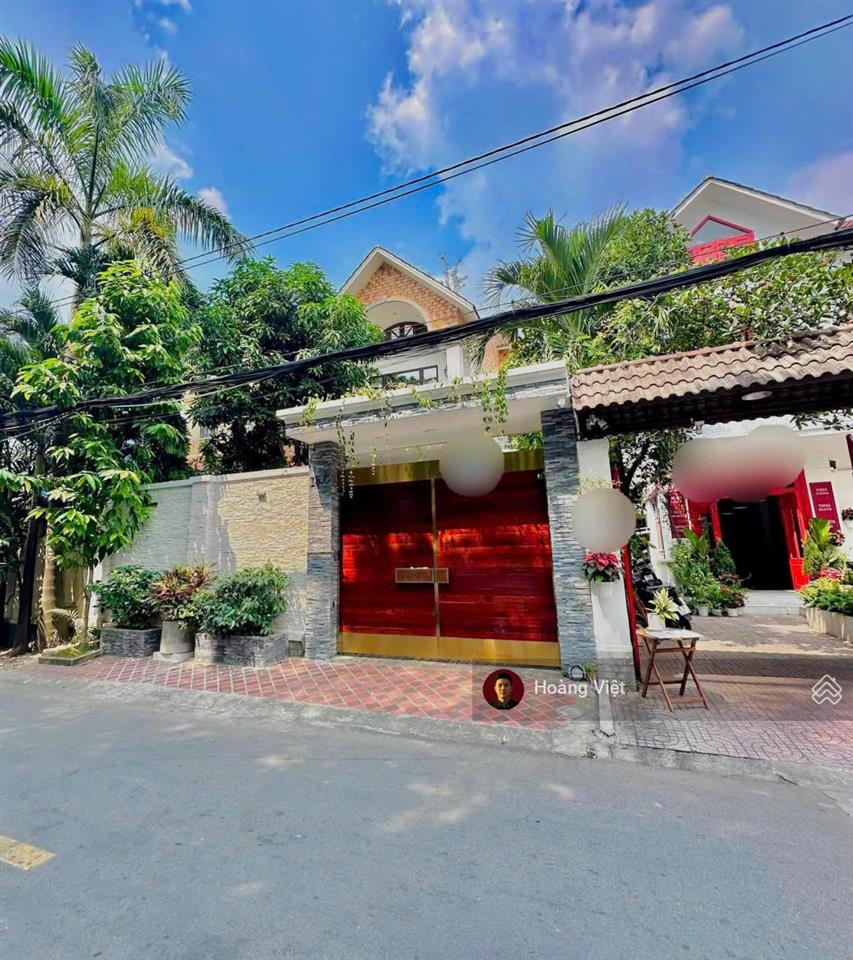 Saigon luxury  cho thuê villa thảo điền 300m2, trệt 3 lầu, 4pn, giá thuê 113tr/tháng