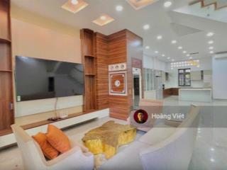 Saigon luxury  cho thuê villa thảo điền 300m2, trệt 3 lầu, 4pn, giá thuê 113tr/tháng