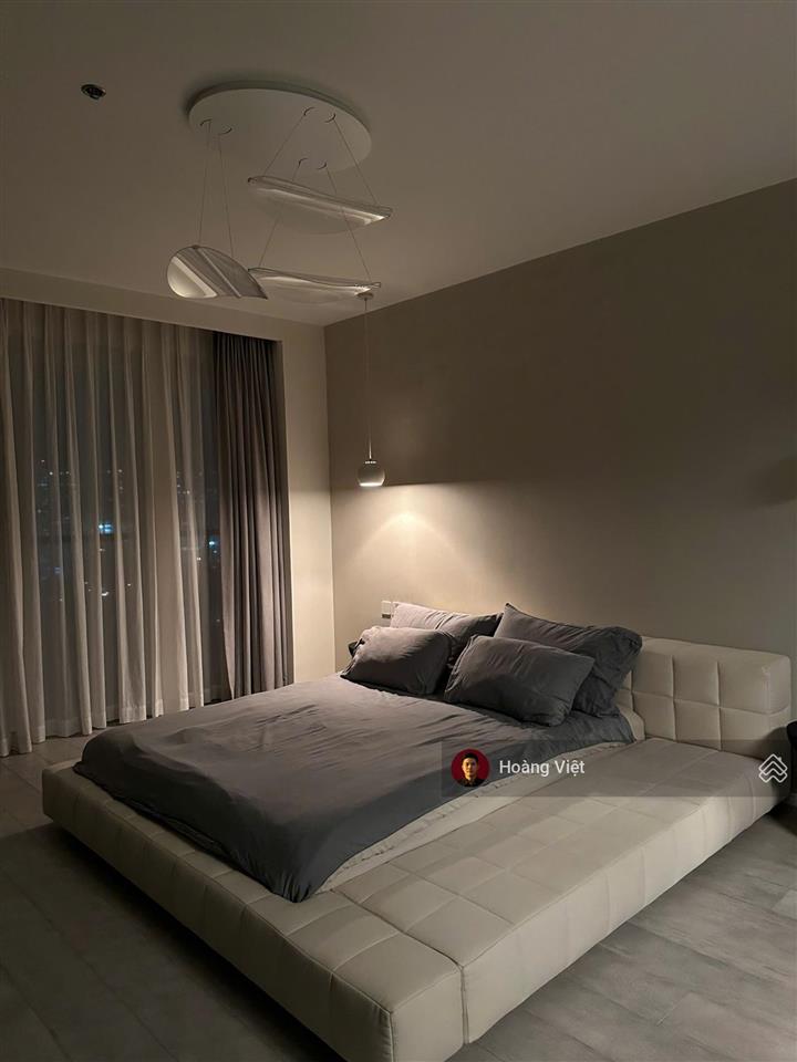 Cho thuê duplex đảo kim cương 5pn 400m2