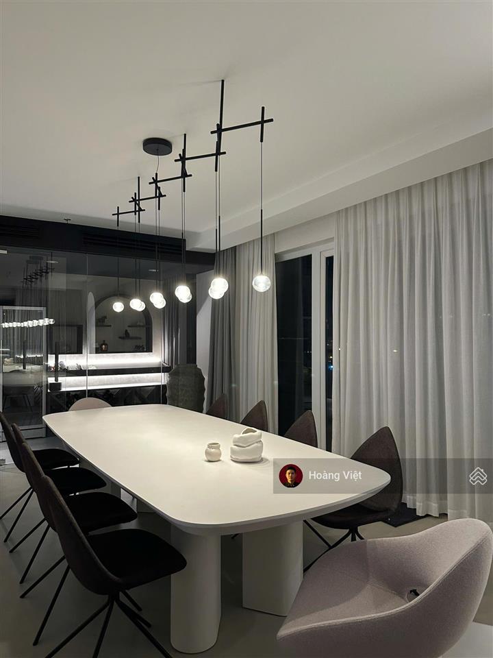 Cho thuê duplex đảo kim cương 5pn 400m2