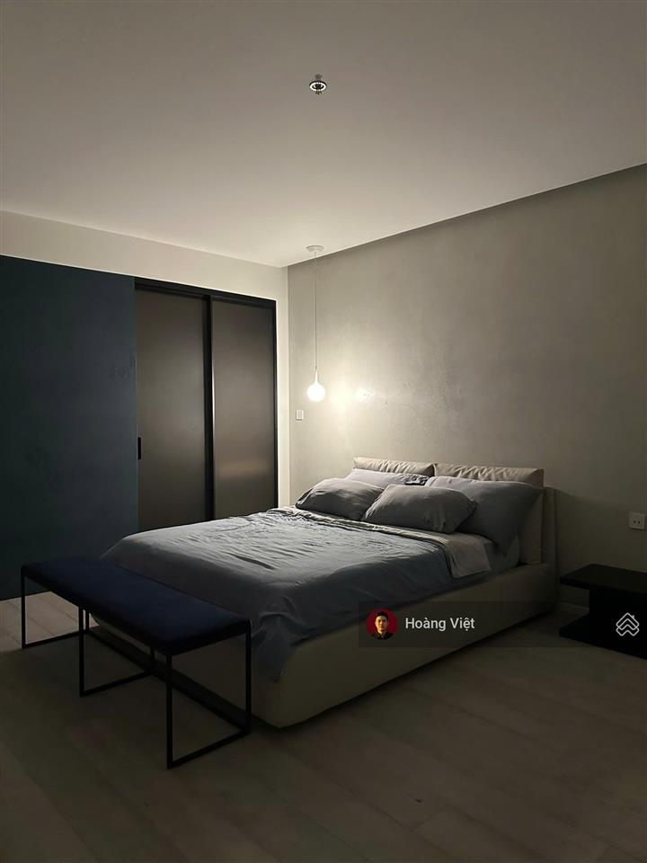 Cho thuê duplex đảo kim cương 5pn 400m2