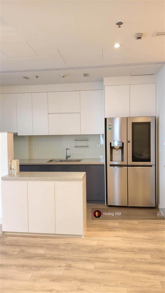 Căn hộ vinhomes central park 5  tầng 38, 3pn, 140,4m2, đã có sổ, giá 28,5 tỷ bp, hdt 55tr