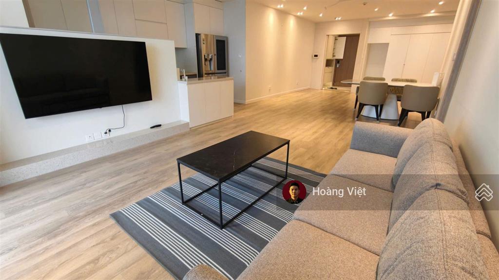 Căn hộ vinhomes central park 5  tầng 38, 3pn, 140,4m2, đã có sổ, giá 28,5 tỷ bp, hdt 55tr