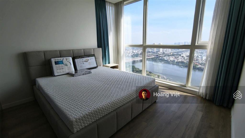 Căn hộ vinhomes central park 5  tầng 38, 3pn, 140,4m2, đã có sổ, giá 28,5 tỷ bp, hdt 55tr