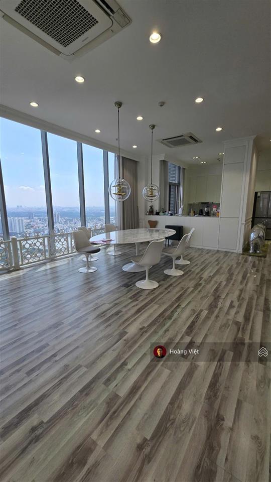 Bán penthouse vinhomes central park landmark 1 | 300m | 4pn | tầng 45