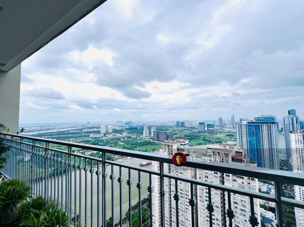 Chủ gửi bán duplex vinhomes central park central 2, 270m2, full nội thất, giá 50 tỷ bp, suất spa