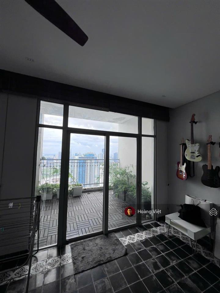 Chủ gửi bán duplex vinhomes central park central 2, 270m2, full nội thất, giá 50 tỷ bp, suất spa
