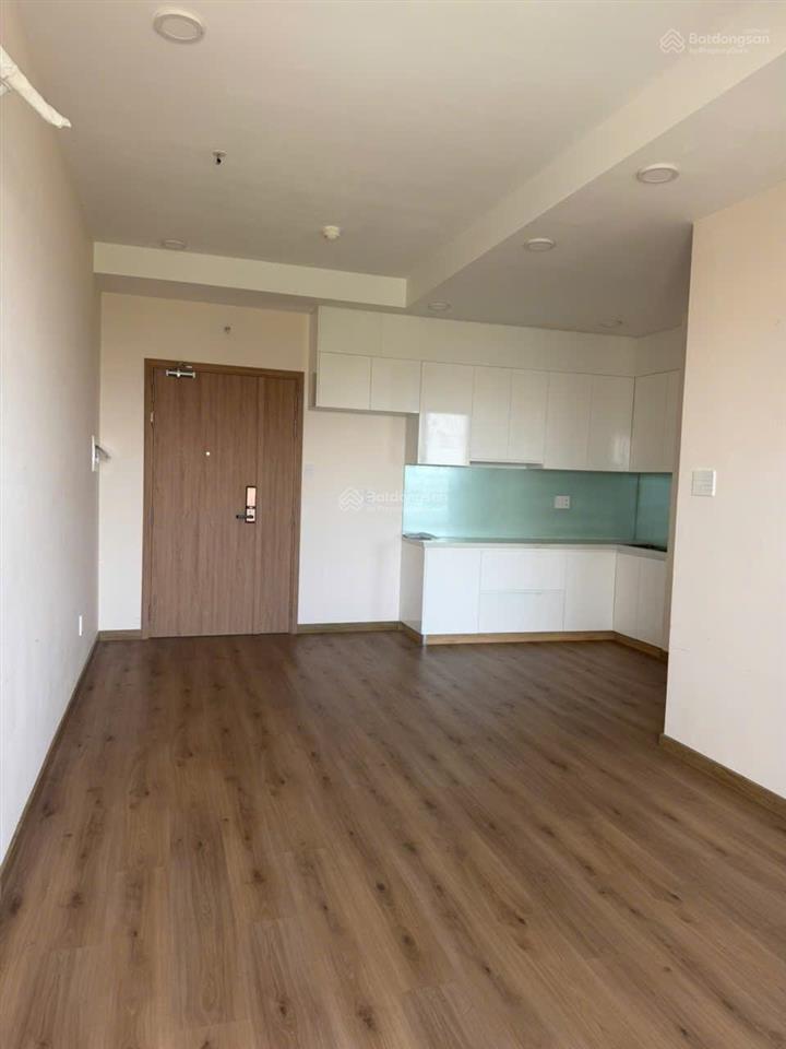 Cần bán chcc viva plaza  1pn  2, ***