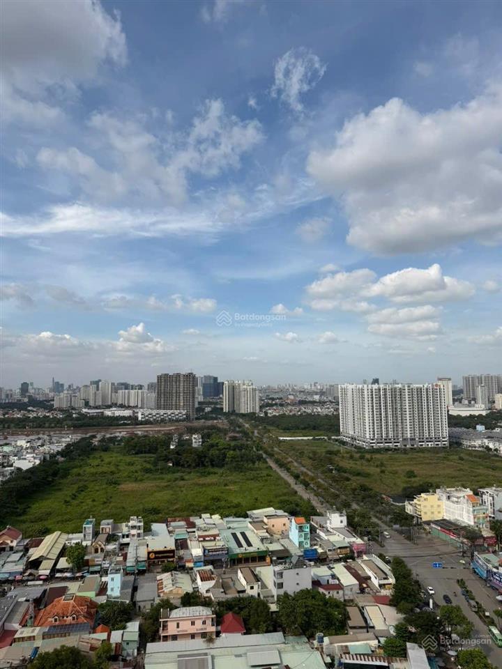 Cần bán chcc viva plaza  1pn  2, ***