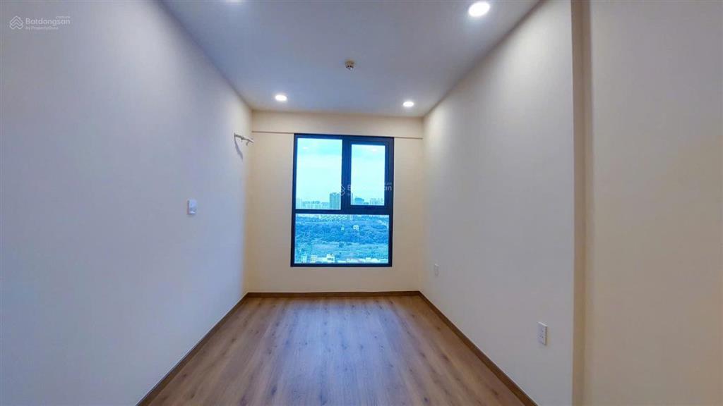 Cho thuê chcc viva plaza 2pn nhà trống 8.5tr 0941 261 ***