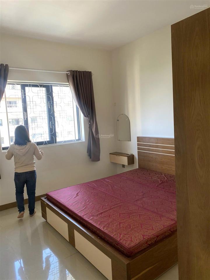Cần bán chcc đức khải 1pn sổ hồng 2.5ty 0941 261 ***