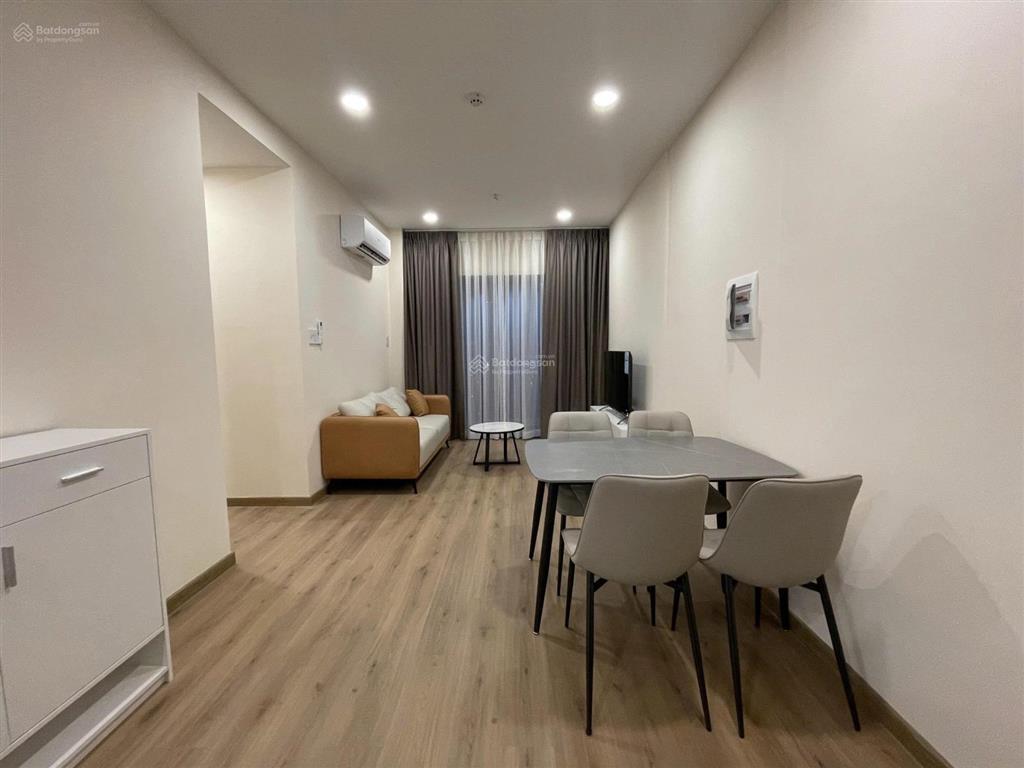 Cho thuê chcc viva plaza 2pn full 11,5tr  0941 261 ***