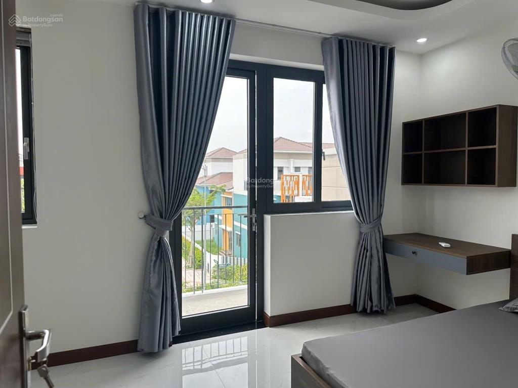Cho thuê nhà phố nguyên căn sun casa central, giá chỉ 15 triệu/tháng, chìa khoá sẵn sàng nhiều căn
