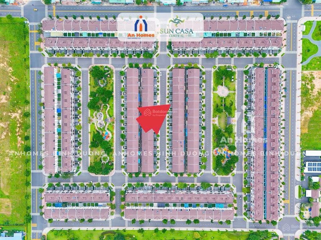 Bán gấp nhà phố sun casa central 5x20 đã có sổ hồng giá 2.9 tỷ.  0918 681 ***  quỳnh trân