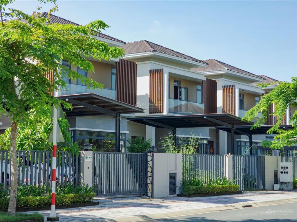 Bán biệt thự đơn lập sun casa central, giá 6.5 tỷ, giá tốt khu vực trung tâm vsip ii
