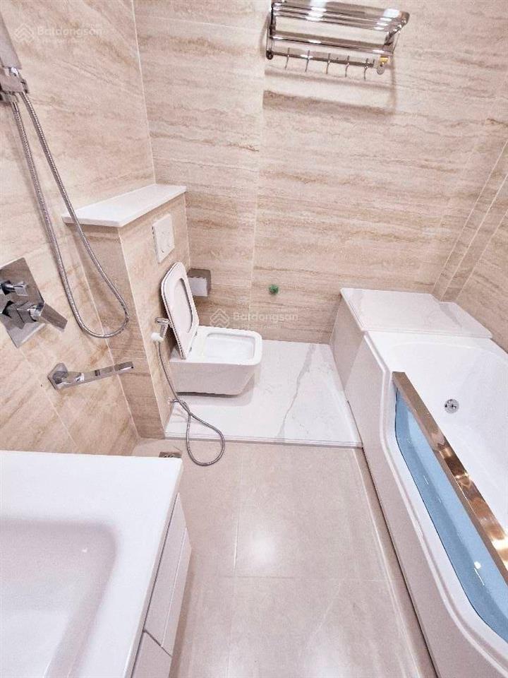 Bán nhà mặt phố đền lừ ii, 33,2 tỷ, 51m2, 7 tầng, 3pn + 5wc