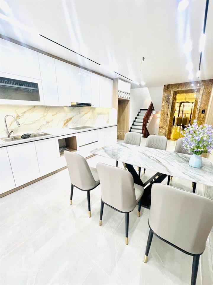Bán gấp nhà mặt phố ở tân mai, 21,5 tỷ, 50m2, 4pn + 6wc + 6tầng