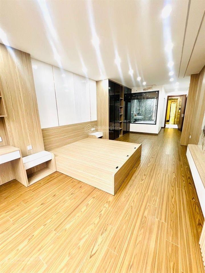 Bán gấp nhà mặt phố ở tân mai, 21,5 tỷ, 50m2, 4pn + 6wc + 6tầng