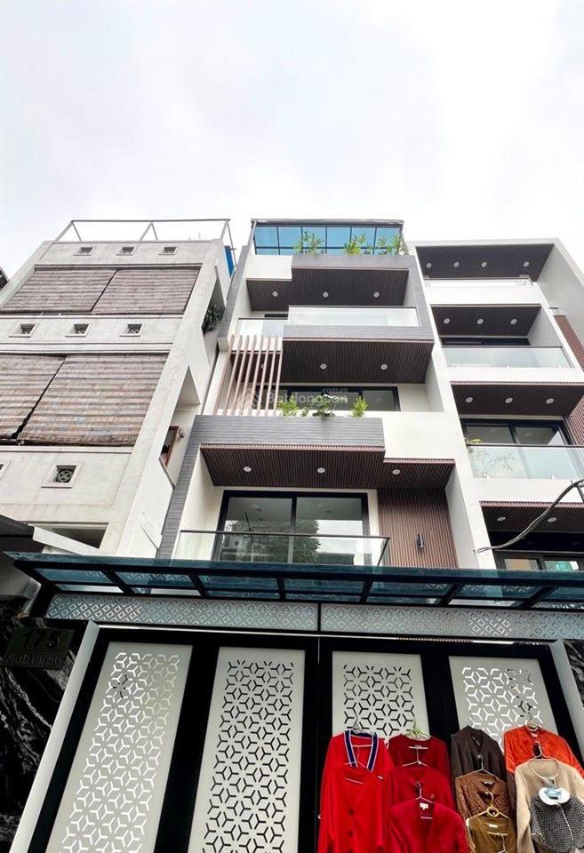 Diện tích 78m, 5 tầng, thang máy, full nội thất