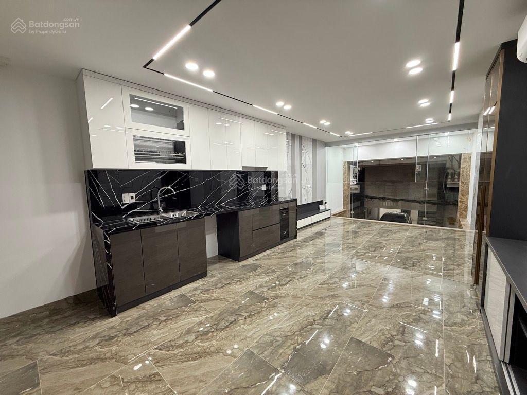 Nhà riêng tại đền lừ, hoàng văn thụ, hoàng mai, 19,5 tỷ, 50m2, 6 tầng, thang máy, bán gấp, view đẹp