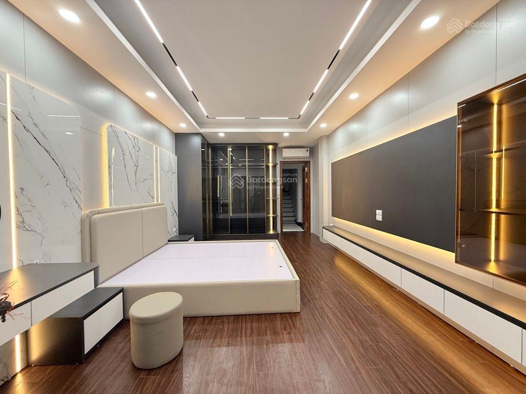 Nhà riêng tại đền lừ, hoàng văn thụ, hoàng mai, 19,5 tỷ, 50m2, 6 tầng, thang máy, bán gấp, view đẹp
