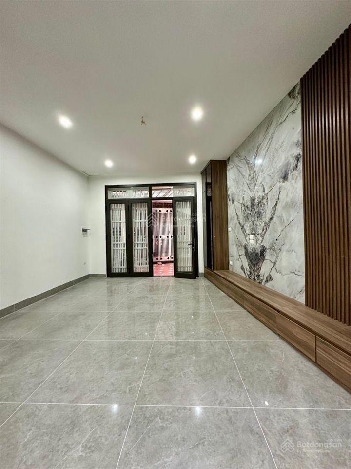 Bán nhà riêng 5 tầng, thang máy, tại trần khát chân, 12,5 tỷ, 45 m2, 4pn, 5wc, chính chủ hot!