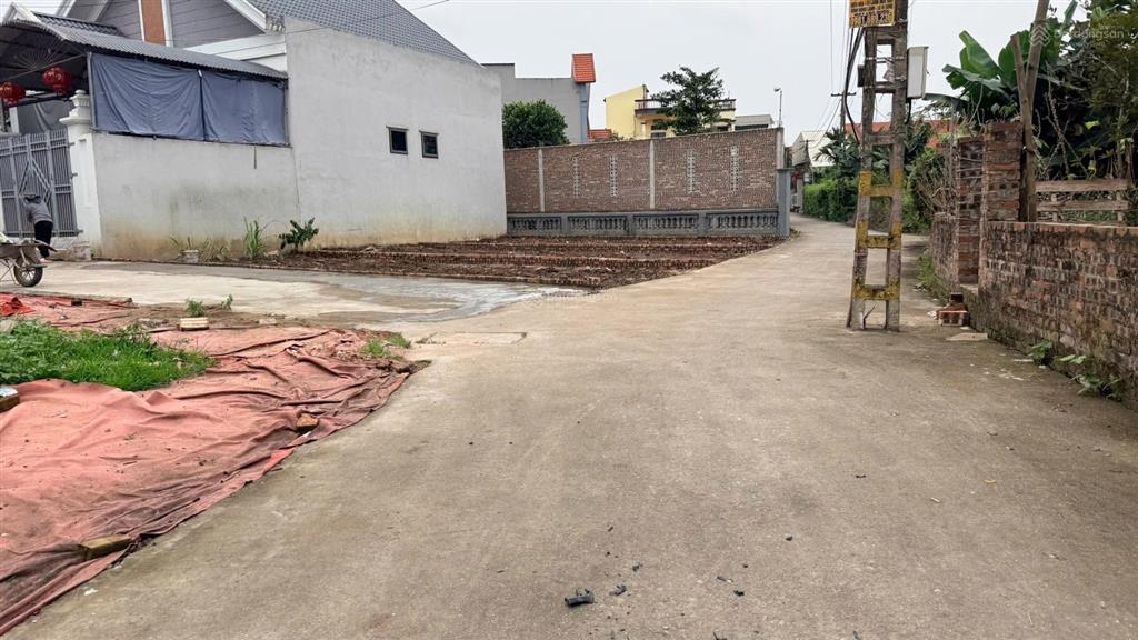 52,3m2 đất tại cẩm sơn cẩm xá mỹ hào hung yên. nay là phường thượng hồng. gần chợ trường giá chỉnh