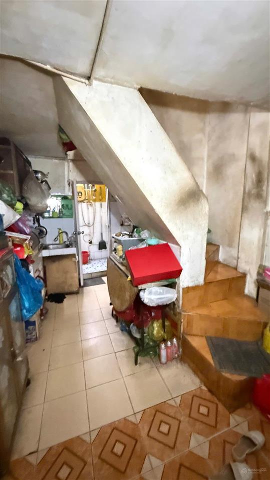 Chính chủ bán nhà mtkd lý nam đế , phường minh phụng (phường 7 cũ). nhà căn góc 4 tầng đúc btct.