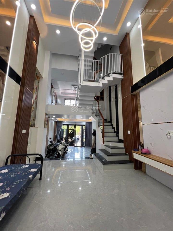 Nhà đẹp 4 tầng gần aeon mall tân phú hẻm 7m xe hơi tránh giá 6,8 tỷ