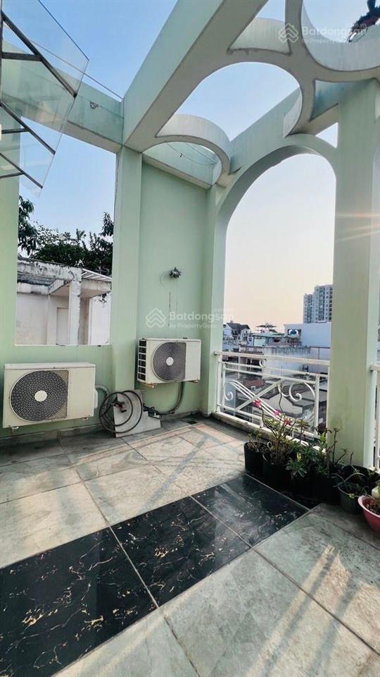 Mặt tiền 15m tân sơn nhì, tân phú, vừa ở vừa làm trung tâm dạy học, nhà 4 tầng giá hơn 11 tỷ