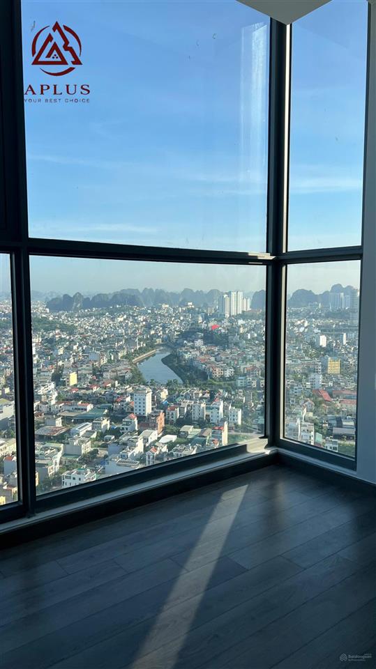 The ruby  căn góc 2n2vs view vịnh tầng cao tại tòa a