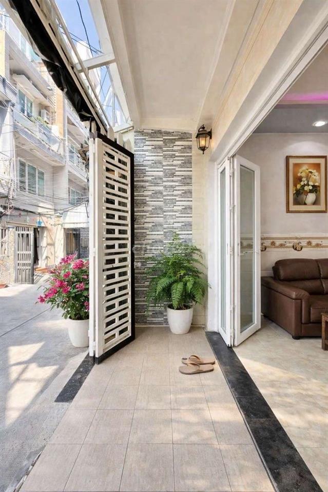 PHẠM VĂN HAI - 44M2 (4x11M) - HẺM 6M - 10P SÂN BAY TSN – 4 PN KHÉP KÍN