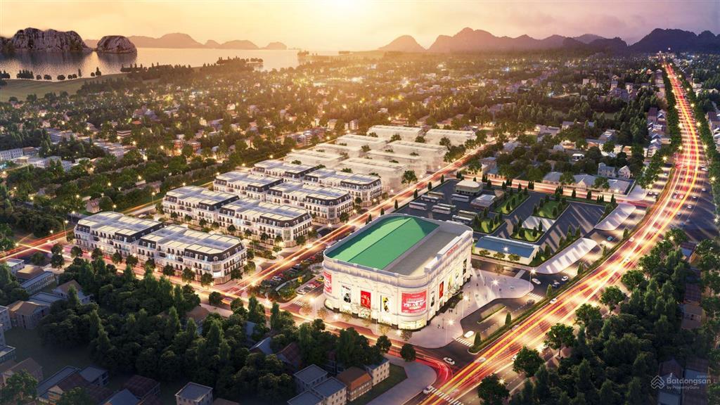 Chính chủ cho thuê nhà làm văn phòng, kho, nhà hàng, showroom cạnh vincom plaza cẩm phả, 125250m2