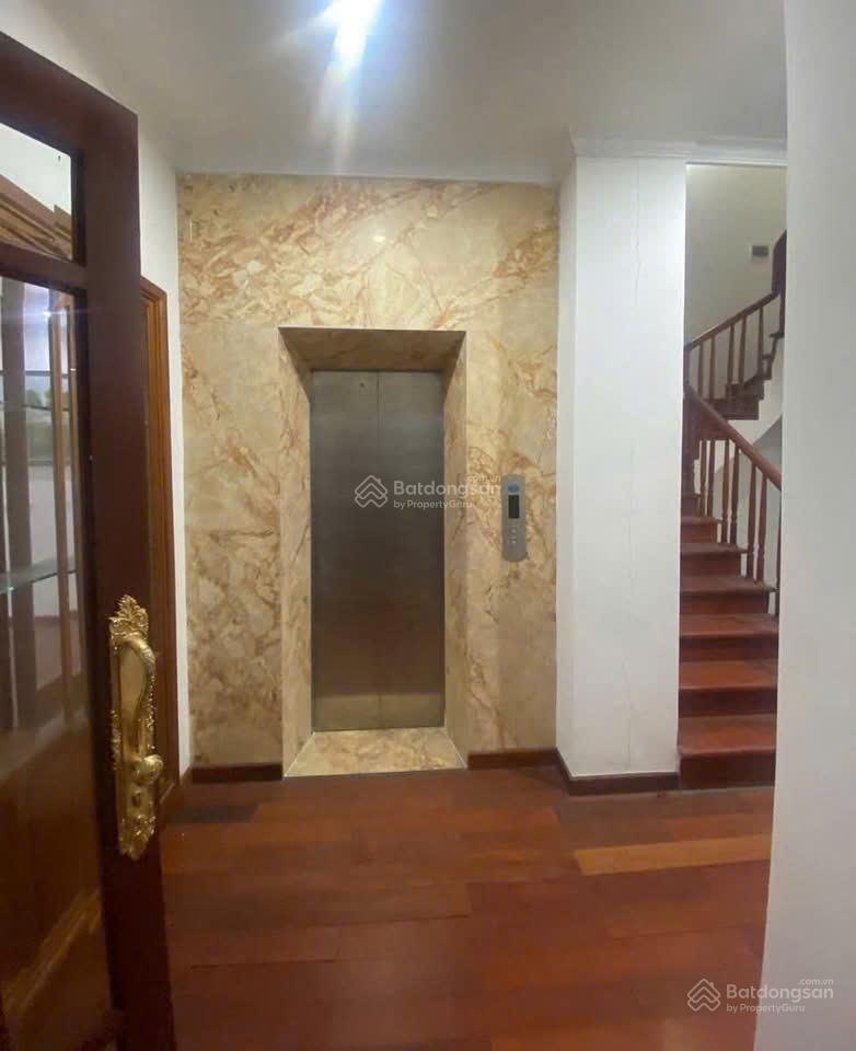 Bán nhà siêu đẹp tại long biên  131m2  mt 9m  thang máy  gara ô tô kinh doanh/văn phòng giá rẻ
