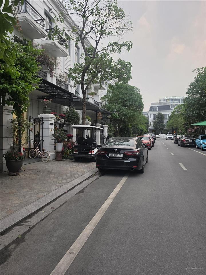 Chính chủ bán biệt thự liền kề nguyệt quế  90m2  vinhomes riverside harmony  chỉ 35 tỷ