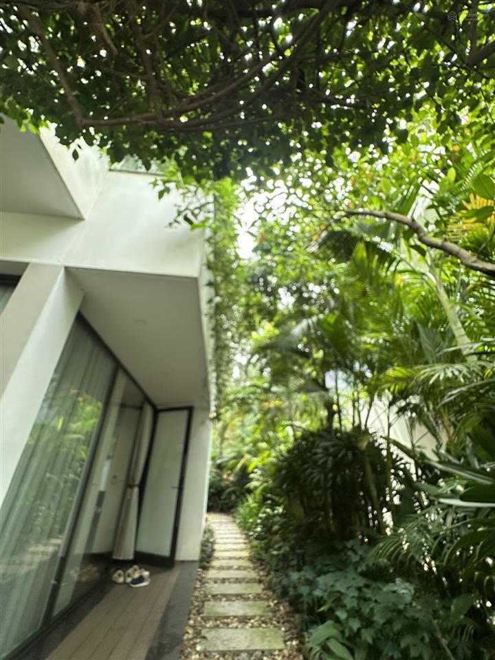 Chính chủ bán biệt thự 150m2 tại flamingo đại lải resort,sổ đỏ lâu dài,nội thất cao cấp,chỉ 12,4 tỷ