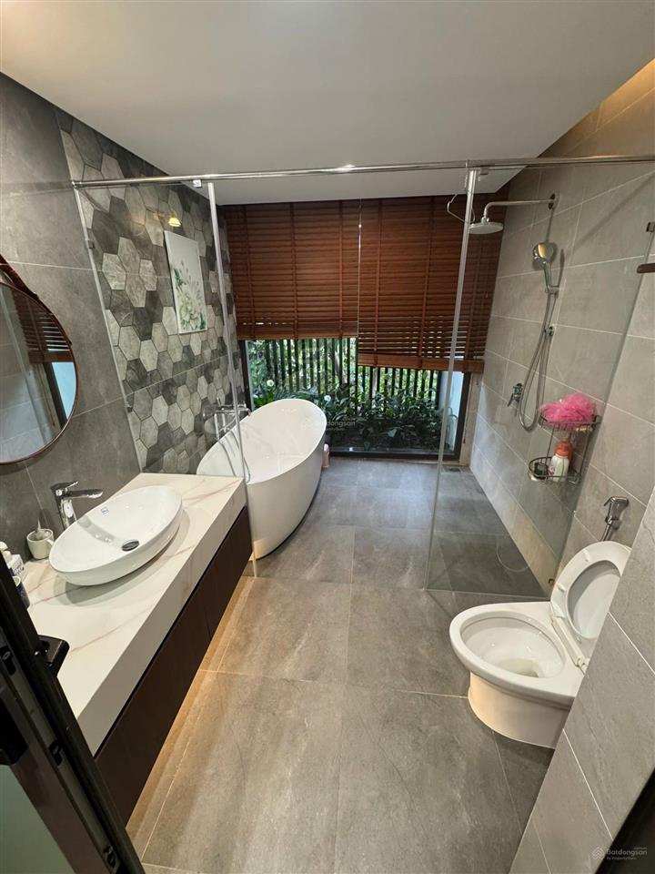 Chính chủ bán biệt thự 150m2 tại flamingo đại lải resort,sổ đỏ lâu dài,nội thất cao cấp,chỉ 12,4 tỷ