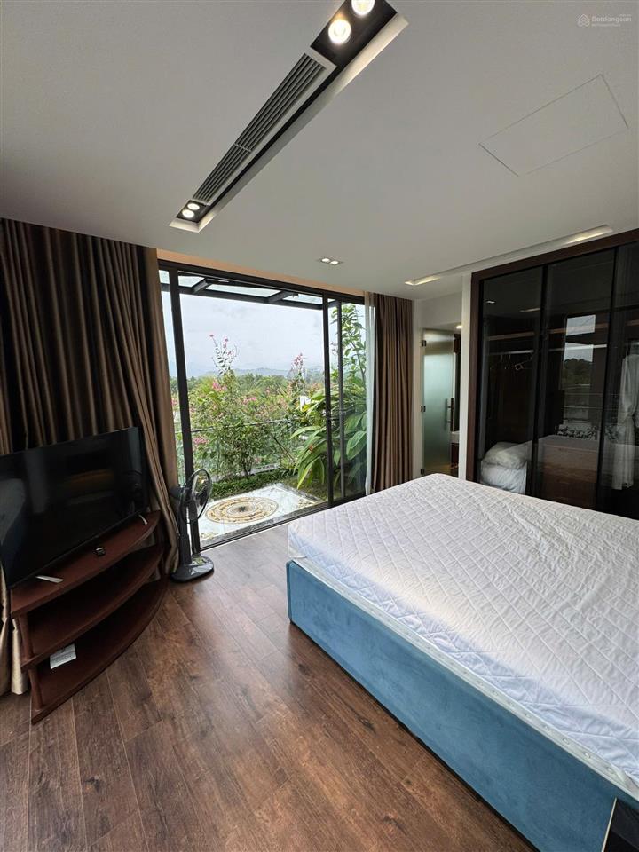 Chính chủ bán biệt thự 150m2 tại flamingo đại lải resort,sổ đỏ lâu dài,nội thất cao cấp,chỉ 12,4 tỷ