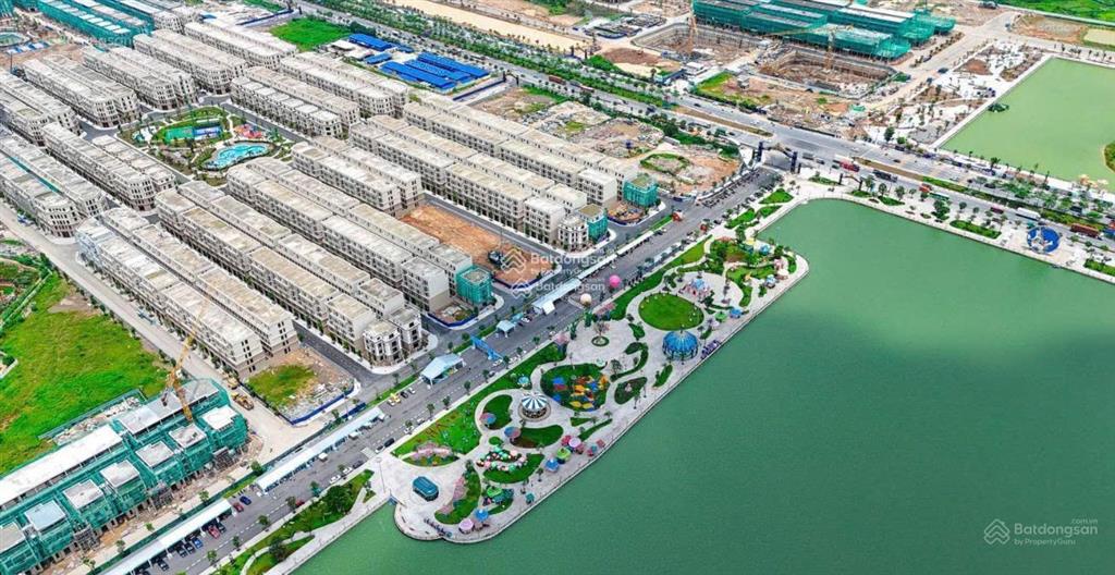 Cần bán biệt thự tứ lập vinhomes cổ loa, 127.5m2  vị trí đẹp, giá tốt phân khu tinh hoa