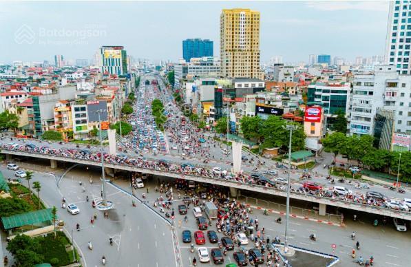 Cho thuê nhà mặt phố kinh doanh, văn phòng mặt đường trường chinh, đống đa, hn78m2x3t chỉ 28tr/th