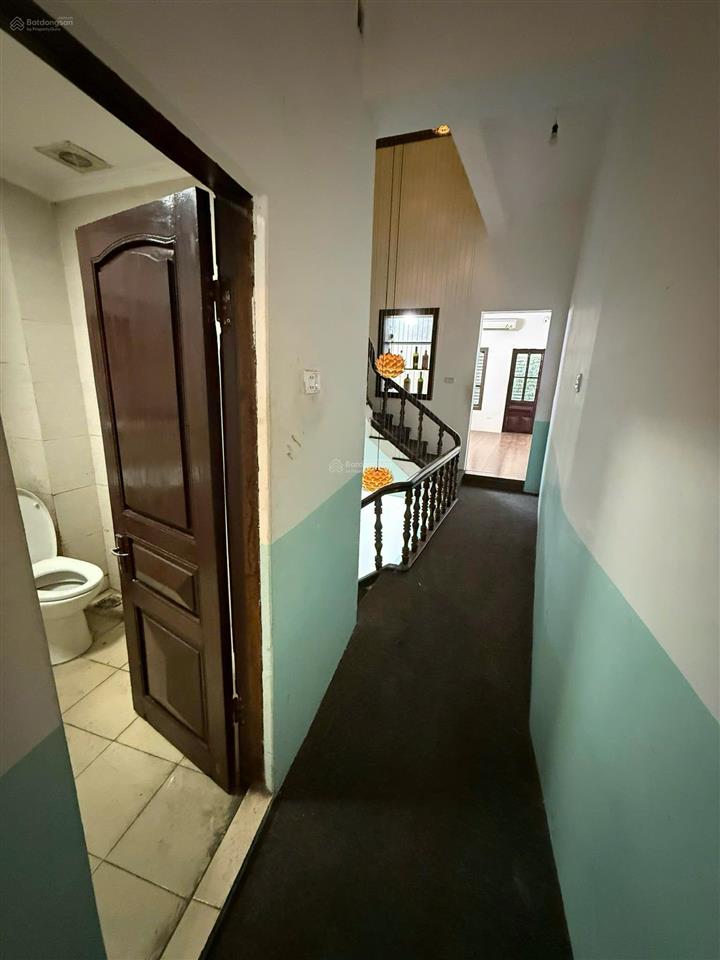Cho thuê nhà mặt phố kinh doanh, văn phòng mặt đường trường chinh, đống đa, hn78m2x3t chỉ 28tr/th