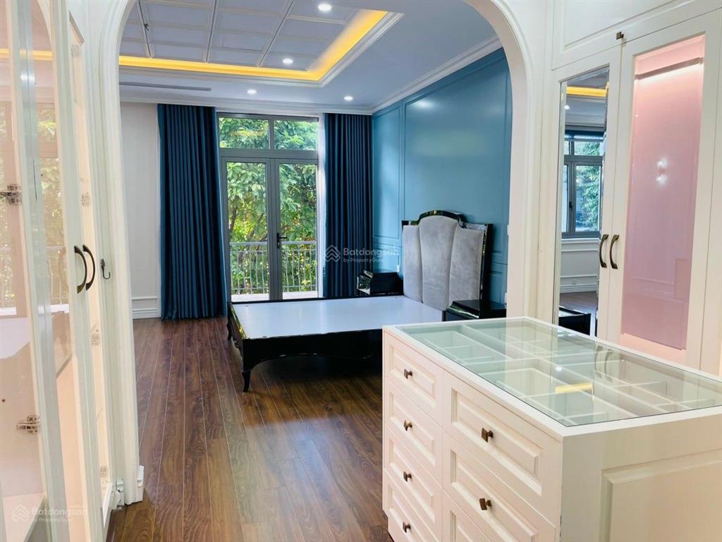 Chính chủ bán biệt thự liền kề nguyệt quế bên hồ 12,5ha vinhomes riverside harmony 90m2 chỉ 43 tỷ
