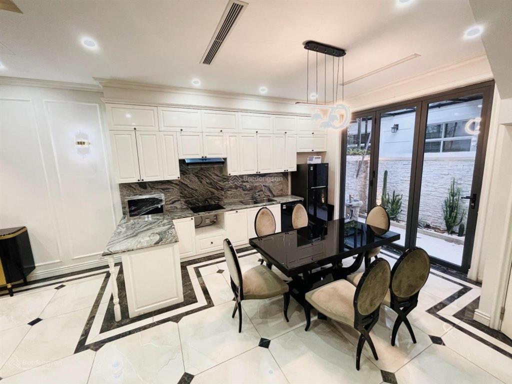 Chính chủ bán biệt thự liền kề nguyệt quế bên hồ 12,5ha vinhomes riverside harmony 90m2 chỉ 43 tỷ