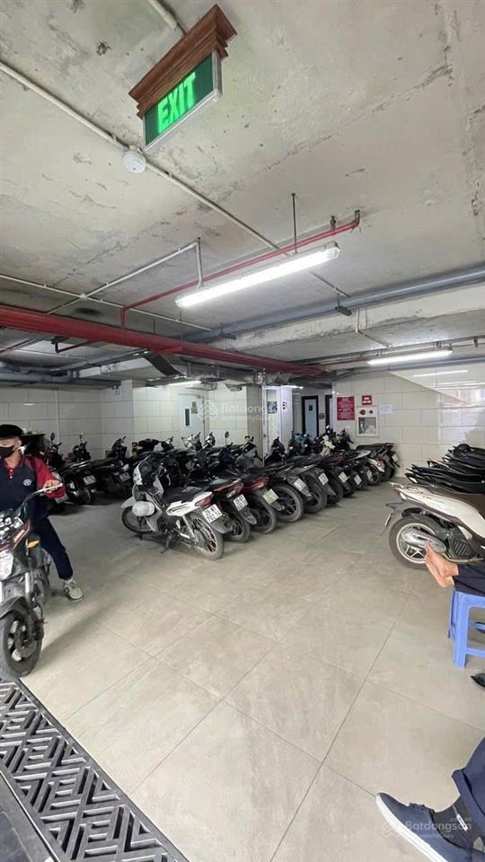 Bán tòa nhà 11 tầng mặt phố nguyễn văn cừ, long biên  dòng tiền khủng hơn 4 tỷ/năm  sổ lâu dài