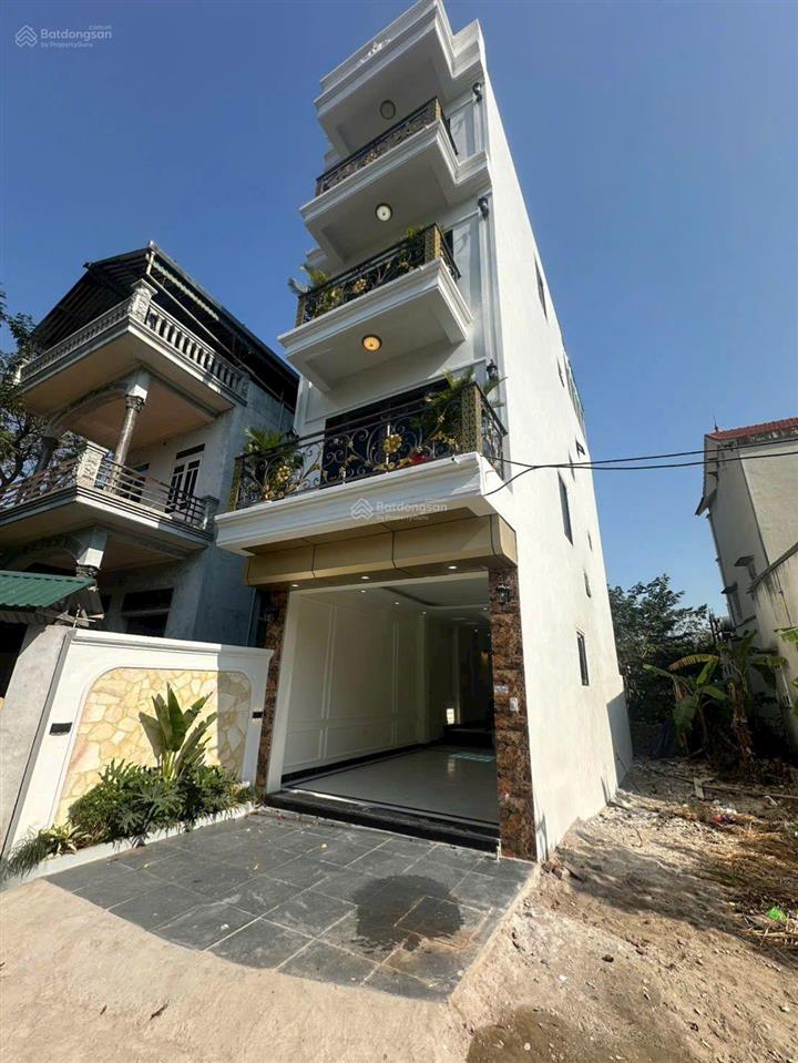 Nhà đẹp phụng châu, chương mỹ, 63m2 x 4 tầng, đường thông, ô tô, kinh doanh. giá nhỉnh 5 tỷ