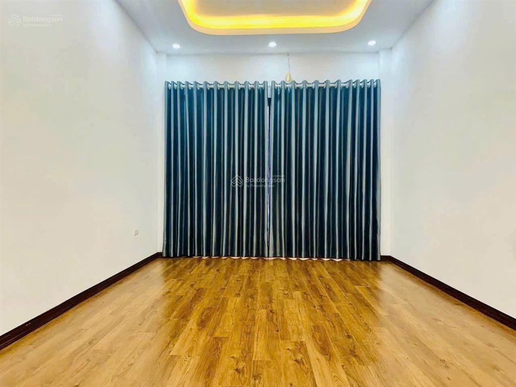 Nhà đẹp phụng châu, chương mỹ, 63m2 x 4 tầng, đường thông, ô tô, kinh doanh. giá nhỉnh 5 tỷ