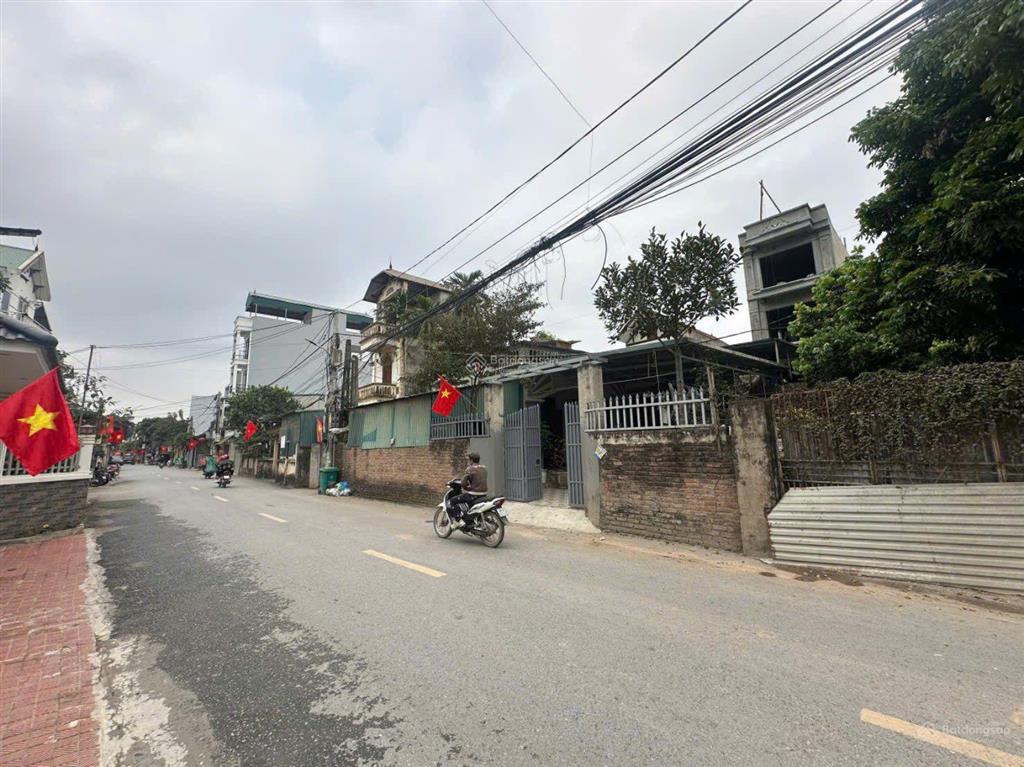 Nhà đẹp phụng châu, chương mỹ, 63m2 x 4 tầng, đường thông, ô tô, kinh doanh. giá nhỉnh 5 tỷ