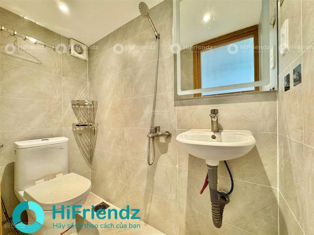 Cho thuê phòng gác đẹp có ban công 6,5 triệu, 35m2 tại lý phục man, q7, tp.hcm, uy tín