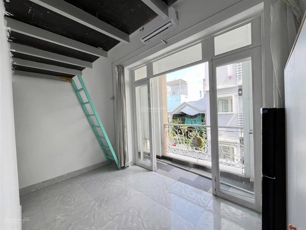 Cho thuê phòng trọ tại số 3, tân phú, q7, 4 triệu, 25 m2 hàng hot